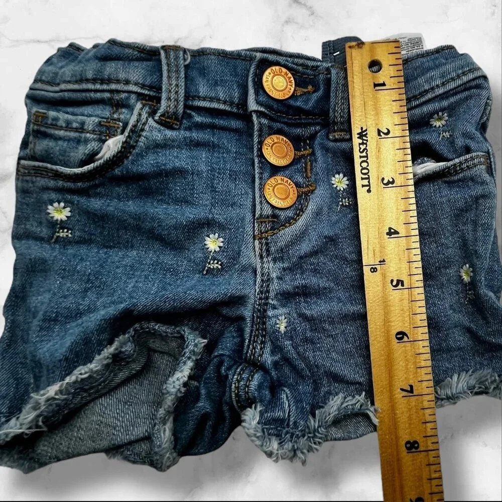 Old Navy Toddler Girls 4T Adjustable Denim Daisy-Embroidered Frayed Hem Shorts‎